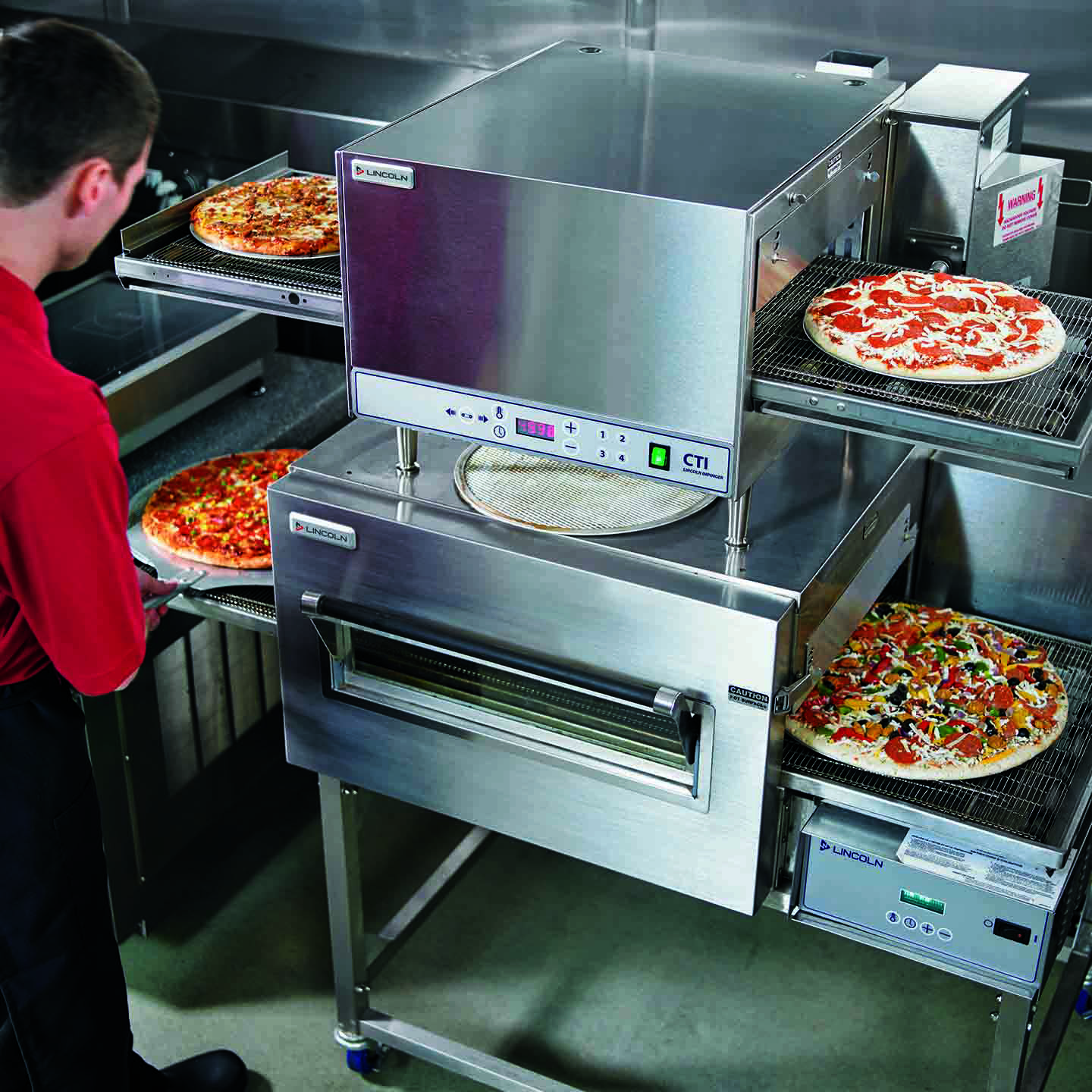 Lincoln Global Appeal Hero Shot of 1100 Edit