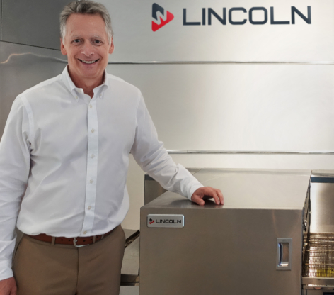 Tomkurgan lincoln lifestyleshot Edit