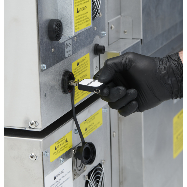 Aperion Back Detail 050