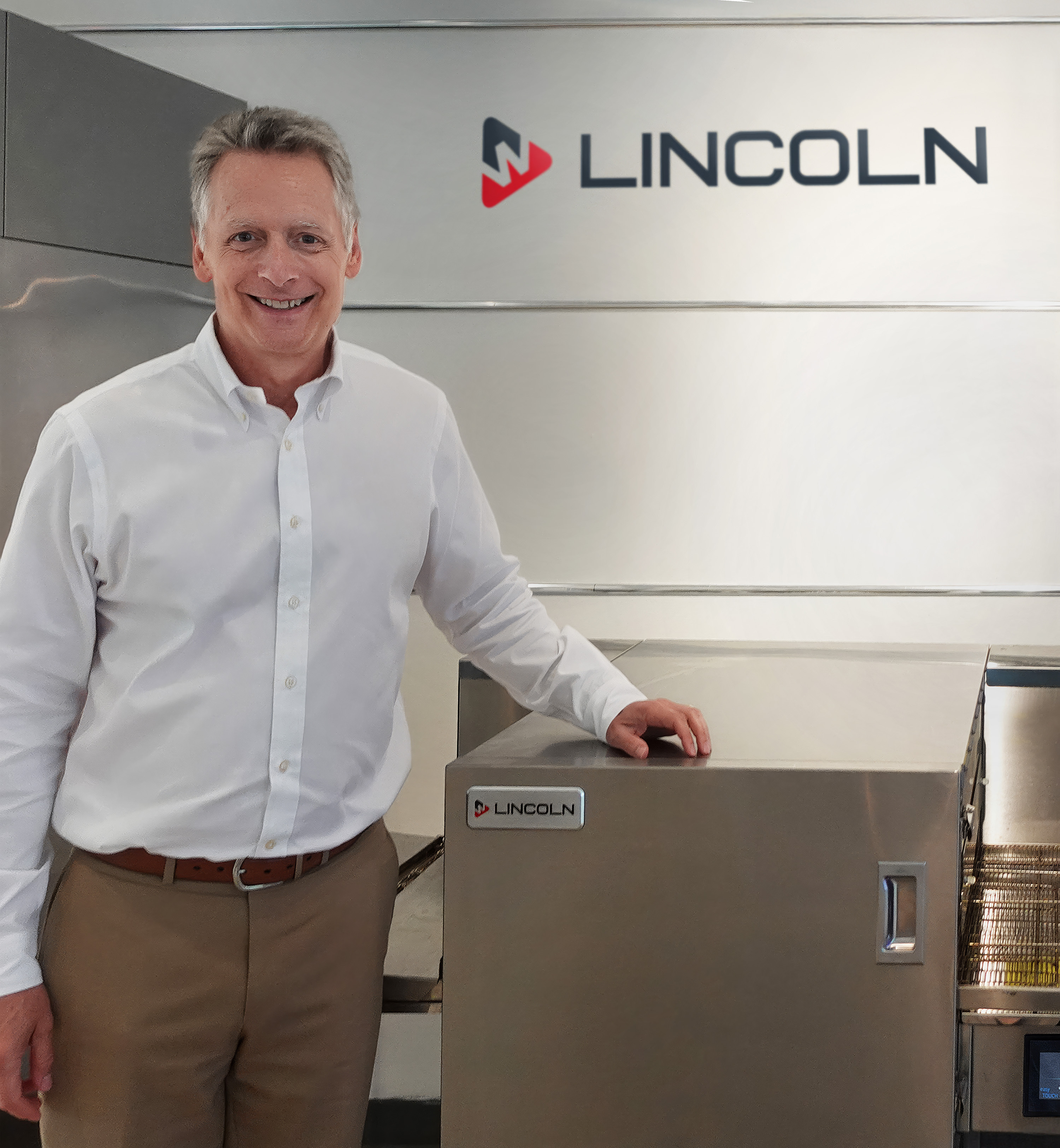 Tomkurgan lincoln lifestyleshot Edit